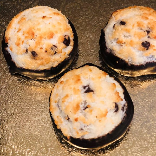 Christine's Cakes & Pastries - Chocolate Chip Macaroons